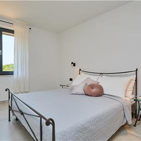 5 Bedroom Villa with Heated Pool in Dubrovnik, Sleeps 10
